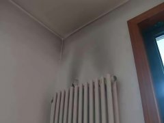 为什么暖气片会把墙熏黑？